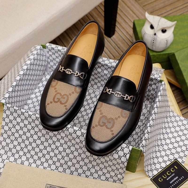 G*u*i leather shoes